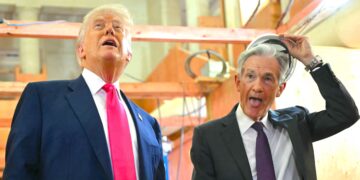 MAGA Wall Street Bros Beg Trump to End His ‘Next Level Dumb’ Revenge Plot