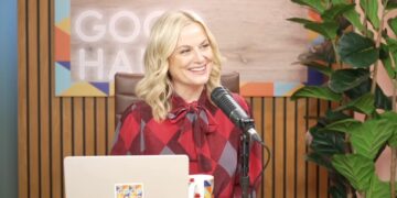 How Amy Poehler’s ‘Good Hang’ broke through celebrity podcast fatigue