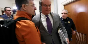 Comer press conference derailed by heckler as GOP ramps up contempt threat against Clinton