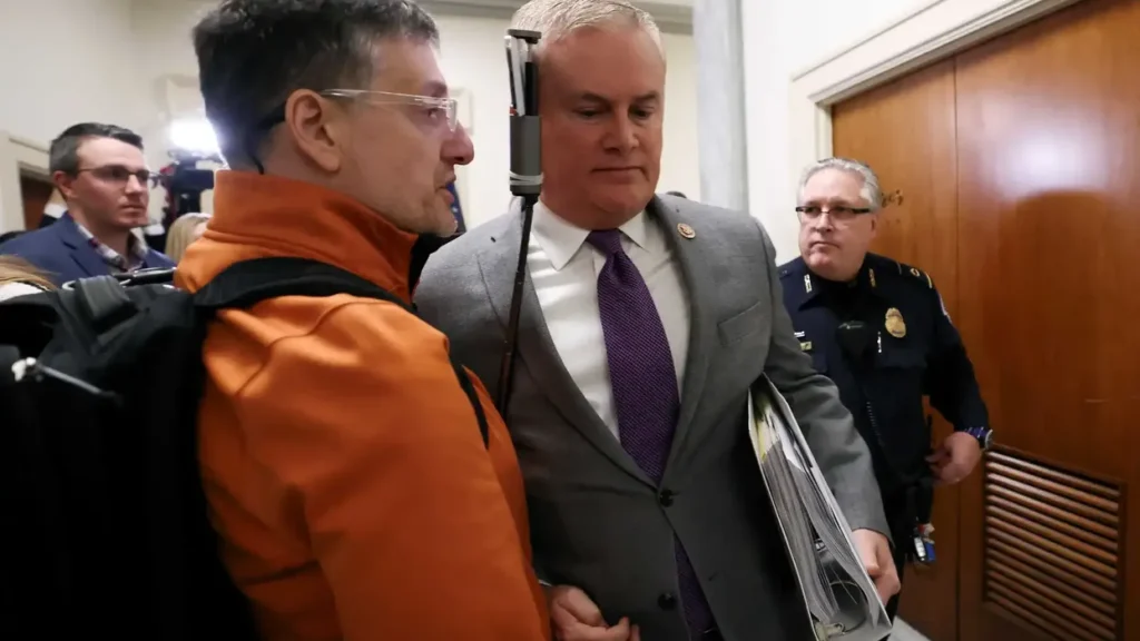 Comer press conference derailed by heckler as GOP ramps up contempt threat against Clinton