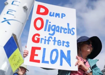 ‘Obscene greed!’ Fury as 8 billionaires pocket 25% of global wealth gains in one year