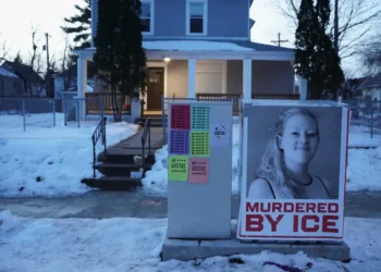 Feds probe slain Minneapolis mom as ICE agent expected to walk free: NYT