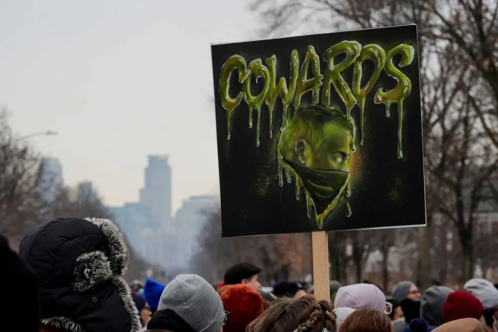 Named: ICE agent who gunned down Minneapolis mom identified