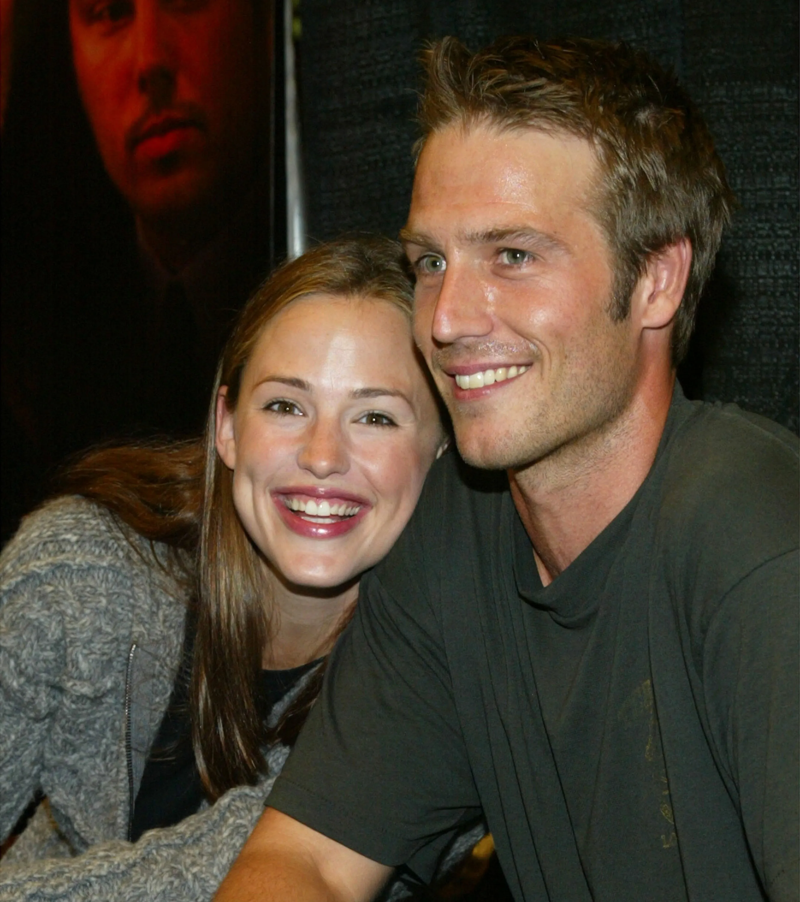 Jennifer Garner and Michael Vartan smiling at the 