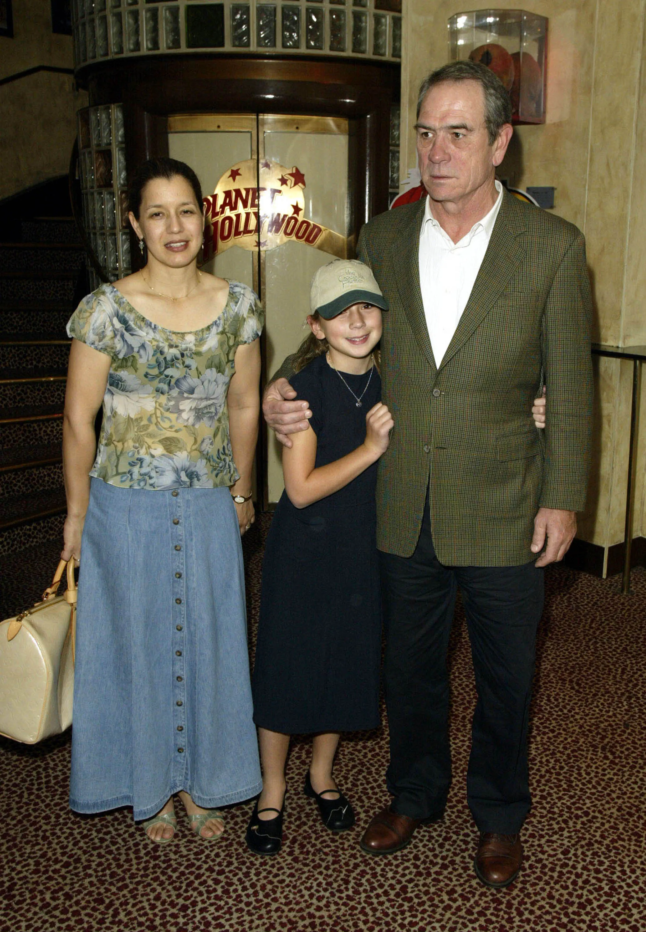 Actor Tommy Lee Jones with his wife and daughter Victoria at the premiere of