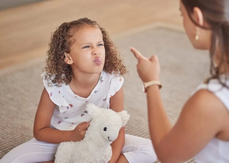 Dear Abby: My daughter is turning my grandchildren into menaces