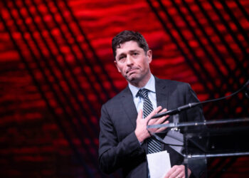 Minnesota Dems are trying to walk a tightrope with Trump