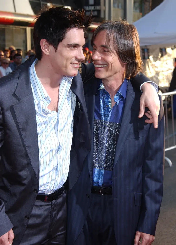 Ethan Browne and Jackson Browne smiling at the 