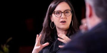 CBS News Insider: Bari Weiss Met With ‘60 Minutes’ Top Editors to Advance CECOT Story