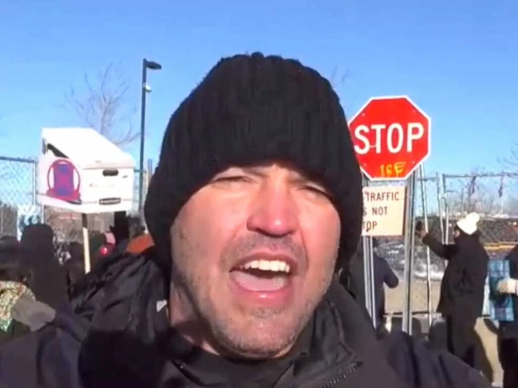 Minneapolis protesters shut down Steve Bannon’s reporter on live TV: ‘We don’t want you!’
