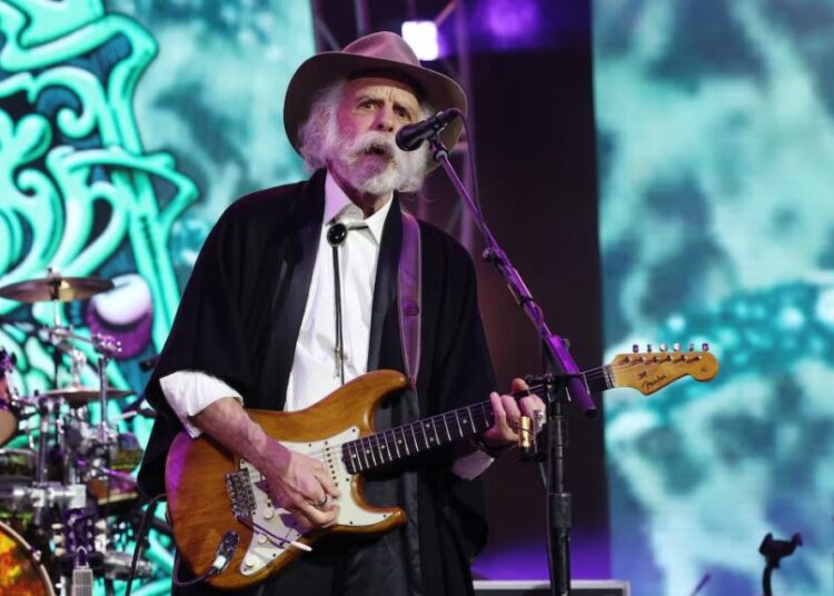 Bob Weir, Grateful Dead Guitarist and Co-Founder, Dies at 78