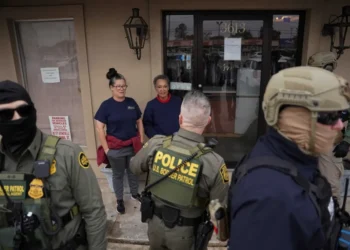 Thousands of federal agents to descend on blue city