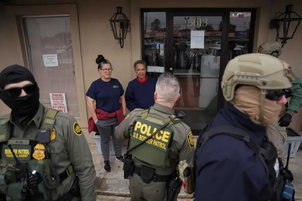 Thousands of federal agents to descend on blue city