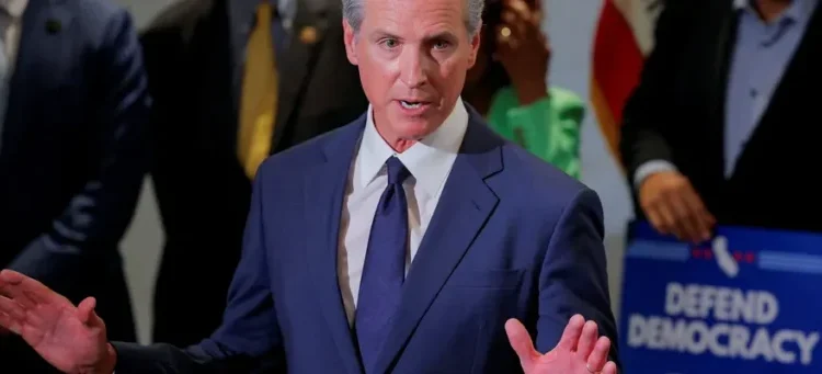 Newsom rips Trump groveling at Davos: ‘Should have brought knee pads for world leaders’