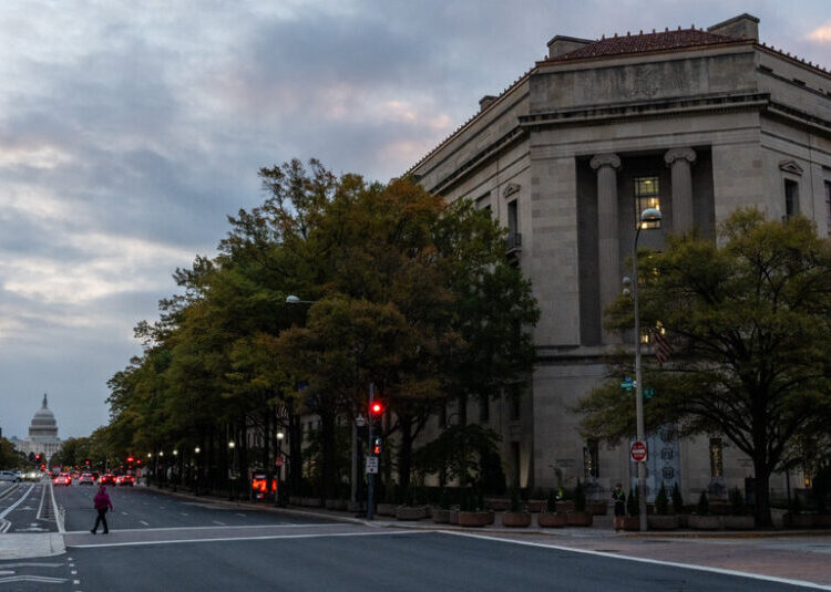 Justice Dept. Memo Said Trump Could Send Troops Into Venezuela on His Own