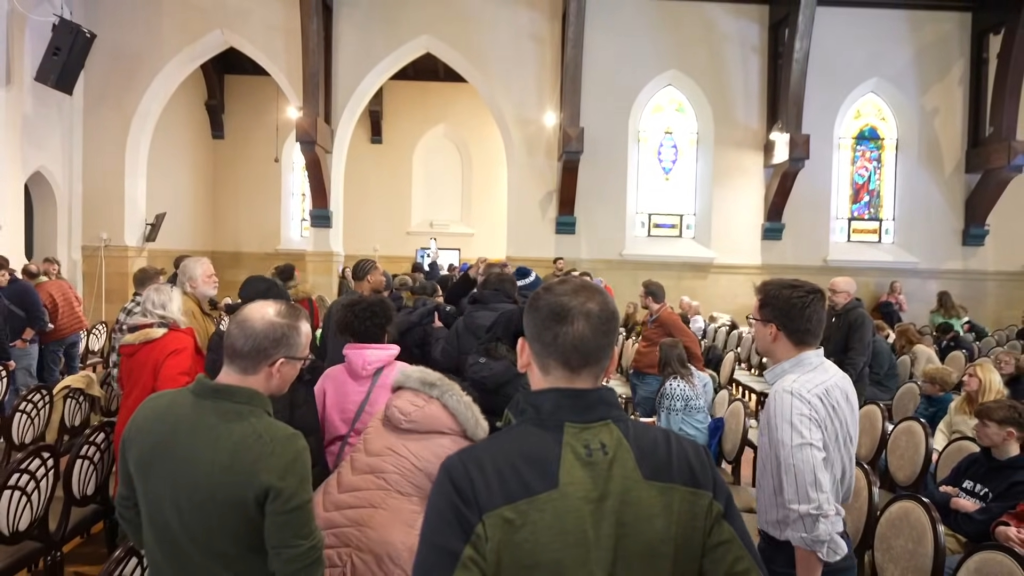 Lemon recorded the service interruption during a live-stream to his YouTube page.