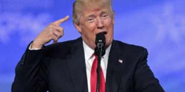 ‘I counted six lies’: Economist laughs out loud when asked to fact check Trump’s new claim