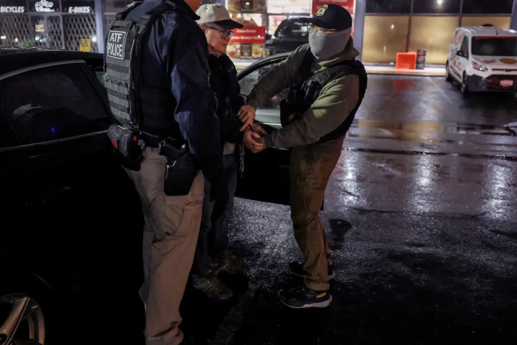 ‘Nothing but green lights’: Leaked memo shows ICE expanding warrantless arrest powers