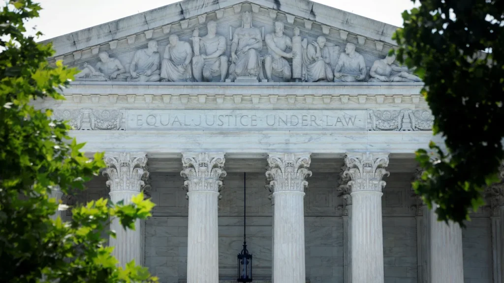 Supreme Court seems poised to try to ‘outrun’ its own theory to rein in Trump: analyst