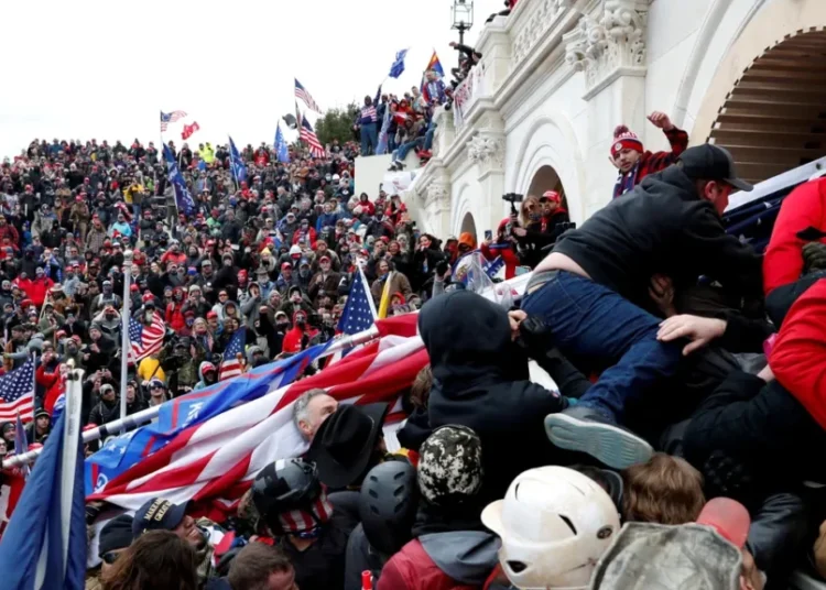 J6er demands judge halt hanging of Capitol Police plaque until rioters honored too