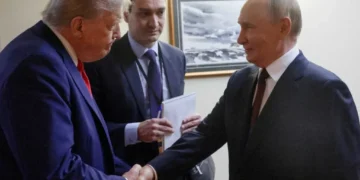 Ex-CIA chief details Putin’s manipulation of ‘incredibly naïve’ Trump’