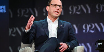 Shapiro dodges on endorsing Fetterman if he runs for reelection