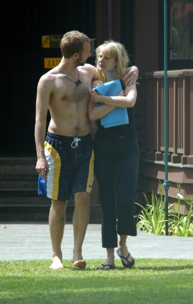 Chris Martin and Gwyneth Paltrow seen in Kauai, Hawaii in May 2003