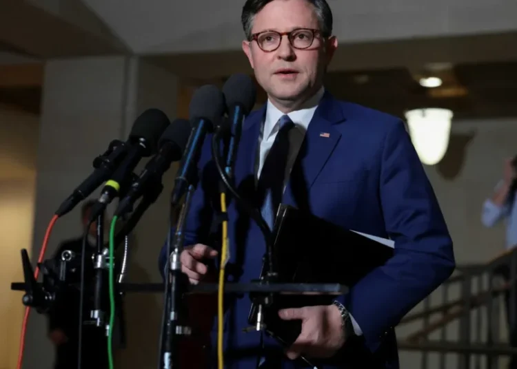 ‘Scuttlebutt’ suggests Mike Johnson is about to lose House majority: MS Now analyst