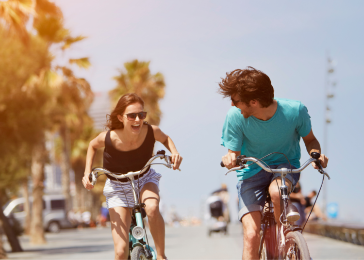 How to Be a ‘Hype Partner’ for Your Person (and Improve Your Relationship)