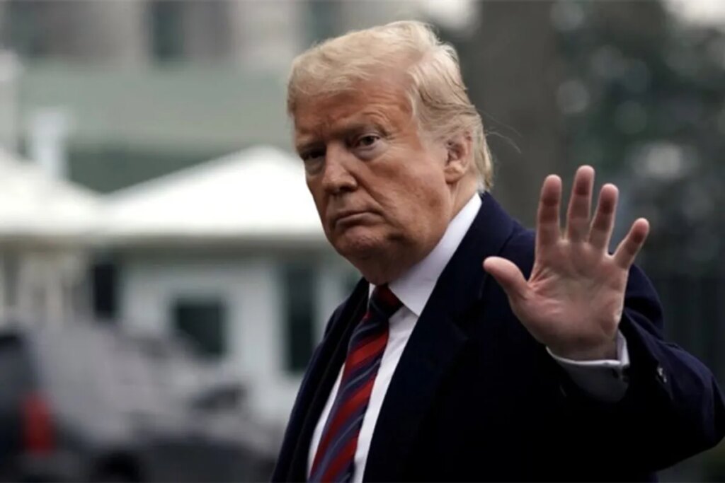 Trump’s right-hand man turned major win into president’s biggest embarrassment: expert