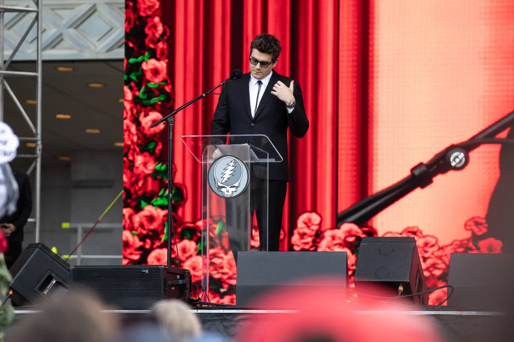 John Mayer giving a eulogy.