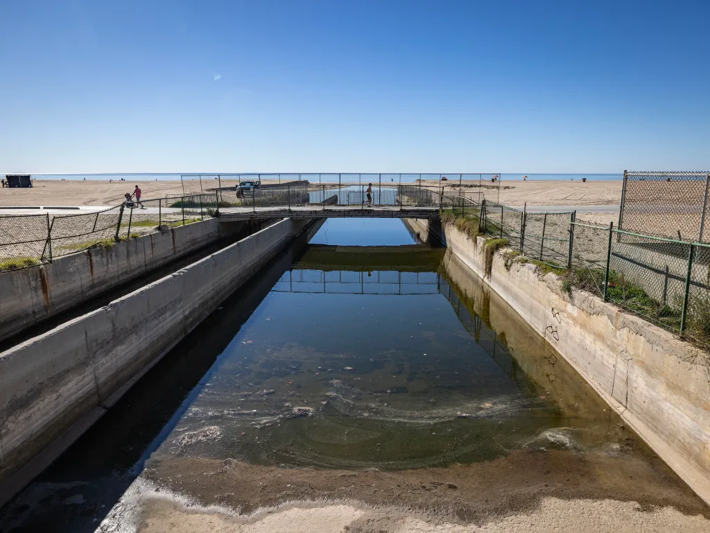 The Kenter Drain stormwater outlet on Santa Monica Beach.