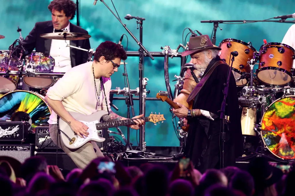 John Mayer and Bob Weir during a concert.