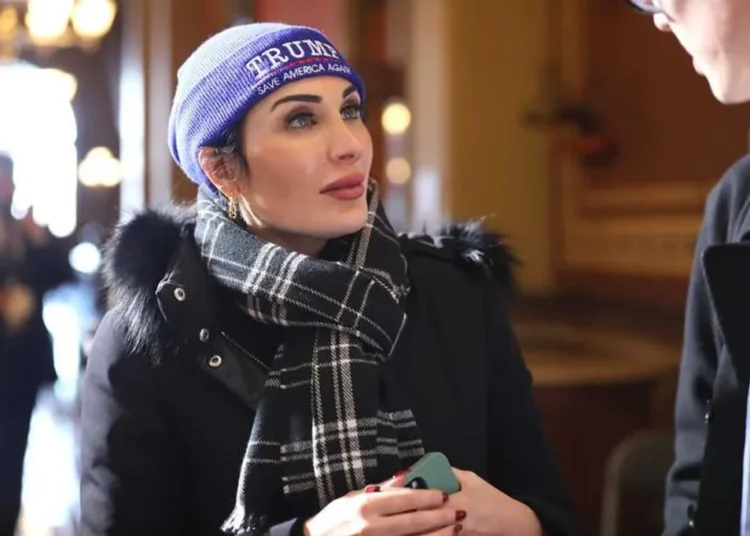 MAGA insider brutally mocked after mistaking Dem’s cashmere scarf for Islamic threat