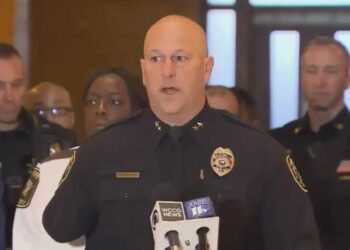 Police chief says ICE pulled guns on off-duty officers while demanding citizenship papers