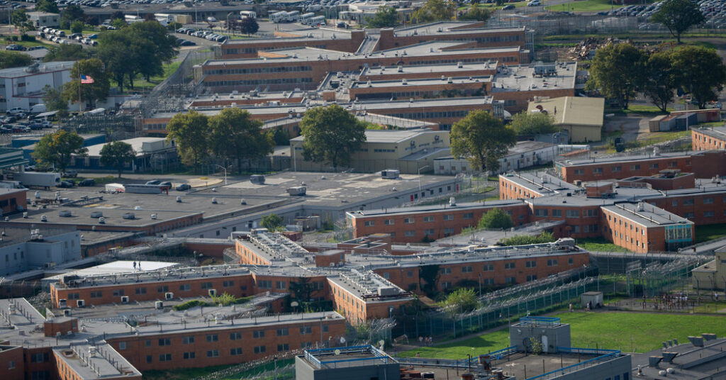 Judge Names Former C.I.A. Officer to Take Control of Rikers