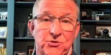 ‘The left wants him to do it’: Michael Flynn warns Trump about to fall into a liberal trap