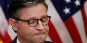 Republicans are folding their beach chairs before a massive blue wave crashes