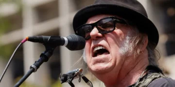 Rock legend hits Trump with another scathing rebuke: ‘The USA is a disaster!’