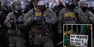 Pentagon readies 1,500 troops to possibly deploy to Minnesota: report