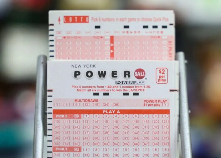 Arkansas Powerball player claims $1.82B jackpot — second-largest prize in US history — and chooses cash option
