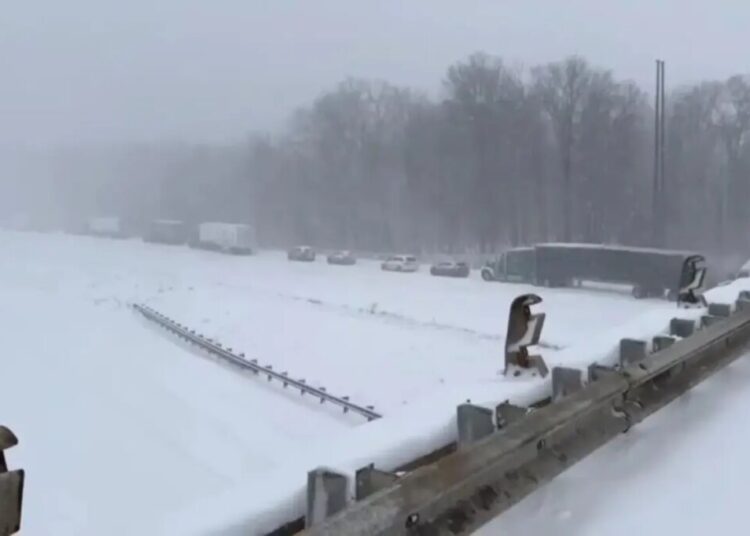 Man dies in multi-car crash on Pennsylvania highway due to whiteout conditions