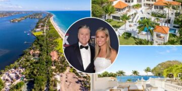Fox News host Sean Hannity looks to flip his Florida home for a massive profit