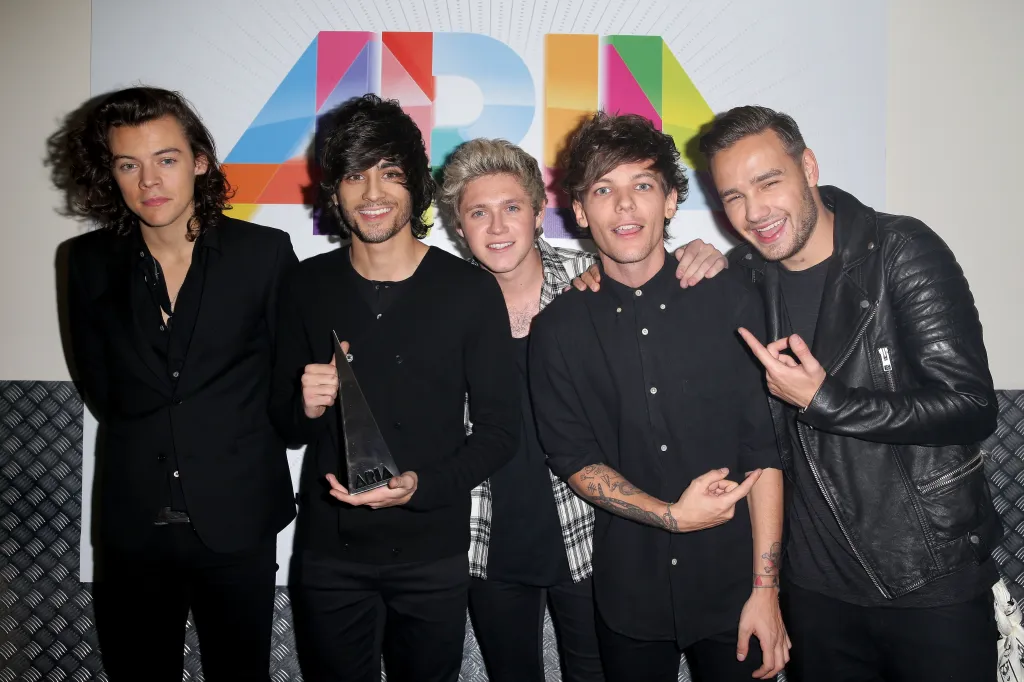 Harry Styles, Zayn Malik, Niall Horan, Louis Tomlinson and Liam Payne pose for a portrait backstage during the 28th Annual ARIA Awards 2014 at the Star on November 26, 2014 in Sydney, Australia. 