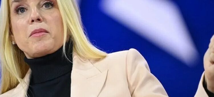 ‘We are coming after you:’ AG Pam Bondi doubles down on threats to charge ex-CNN anchor