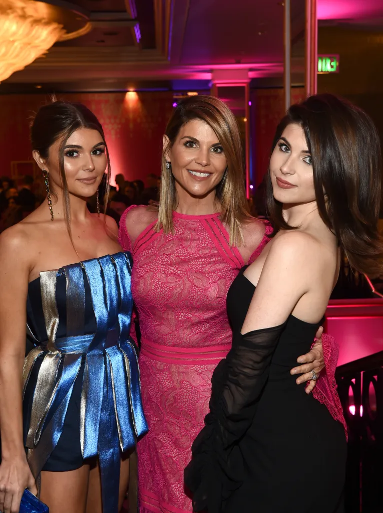 Lori Loughlin with her daughters Olivia Jade and Bella Giannulli.