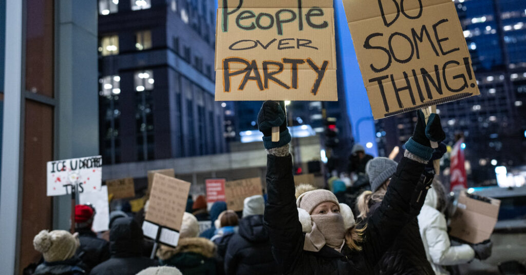 On Immigration, the G.O.P. Finds Itself in a Shocking Place: On Defense