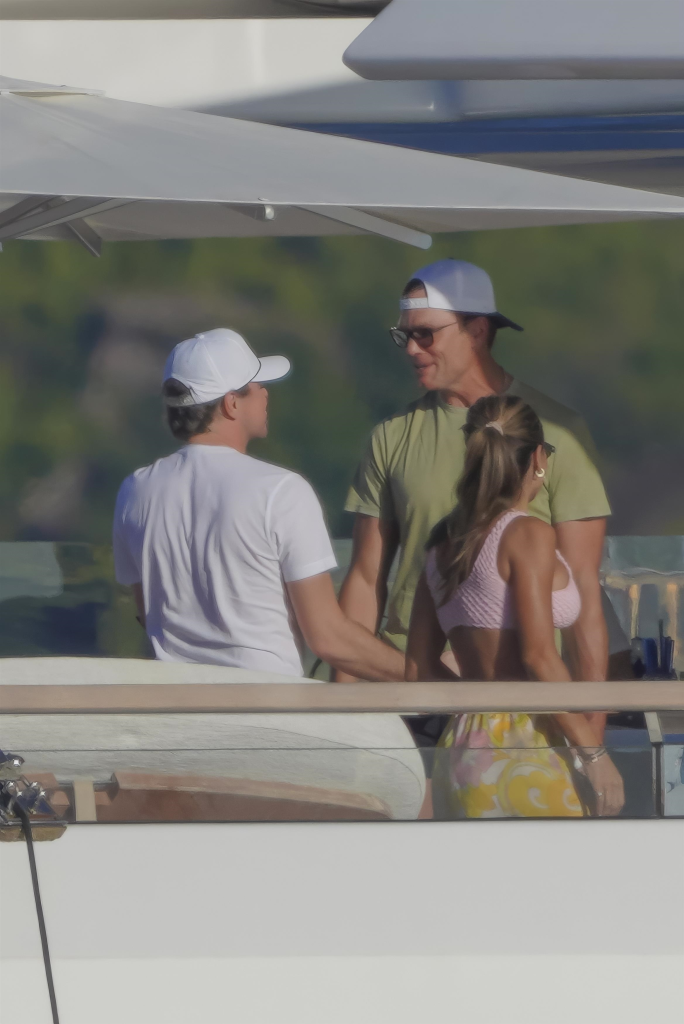 Leonardo DiCaprio, a woman and Tom Brady on a yacht in Saint-Barth.