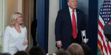 Republicans tearing through tens of thousands of dollars for hair and makeup: report