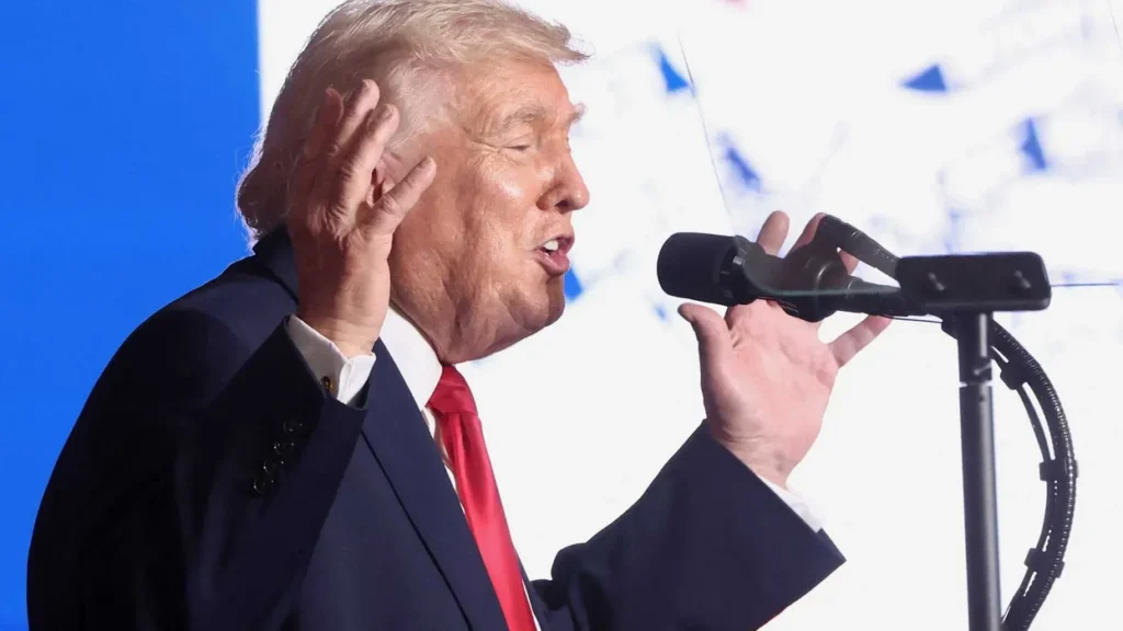 ‘Telling voters they’re idiots?’ Trump baffles with bizarre ‘insult everyone’ strategy